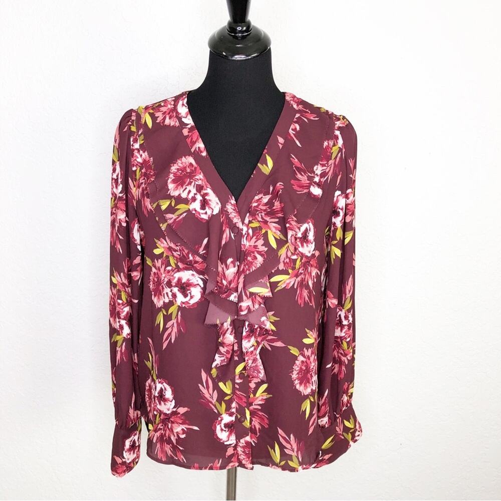 WHBM maroon pink floral ruffle front button down top size Small feminine classic